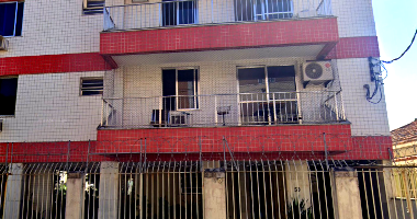 Apartamento 201 com vaga de garagem, desocupado, área não informada