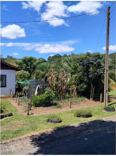 Terreno Rural com Duas Residências e Benfeitorias