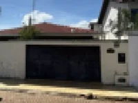 Casa com 1 vaga, 520m² terreno, 155m² construída, ocupada