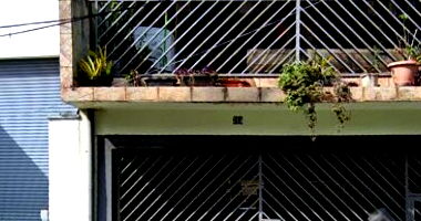 Casa com 4 dormitórios e garagem em Jardim Platina