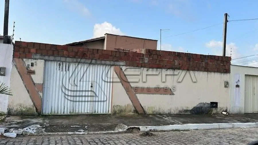 Casa com 1 quarto e 200m² de área privativa