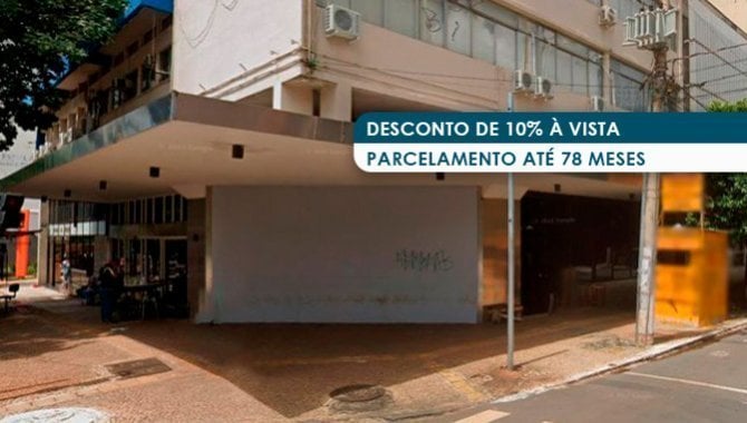 Imóvel Comercial com 936 m² de área construída