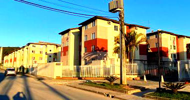 Apartamento com 2 dormitórios em Joinville