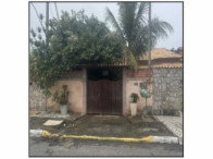 Casa com 2 Quartos e 300m² de Terreno em Maricá/RJ