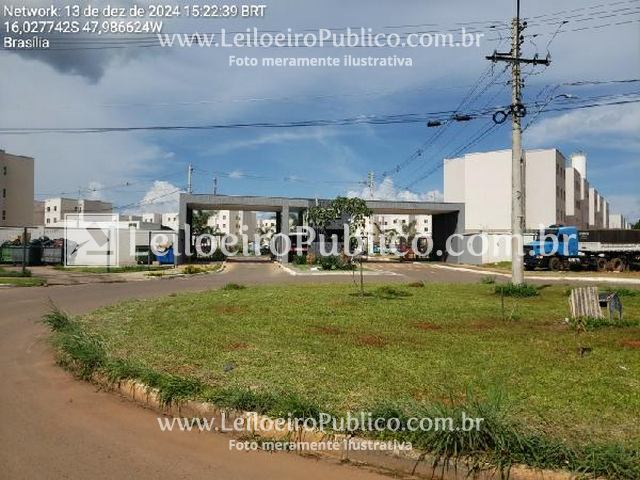 Apartamento 2 quartos, 1 banheiro, 1 vaga, 70,75m² privativos