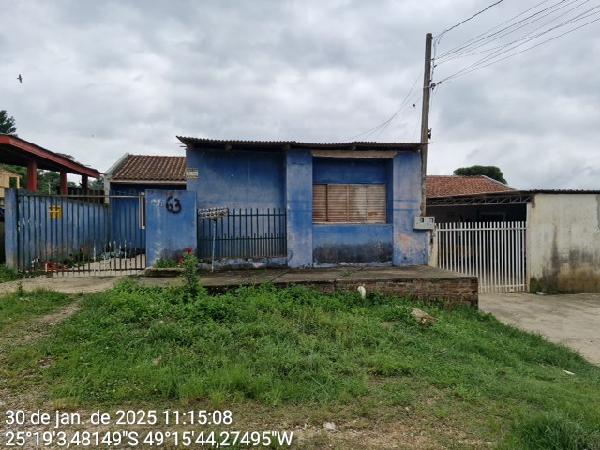 Casa com 2 quartos, 1 banheiro, 1 vaga e 52,5m² construída
