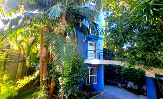 Casa em Porto Alegre com 596,92m²