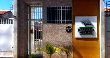 Casa aconchegante com 2 quartos, 1 banheiro e 61 m² construída em condomínio ocupado