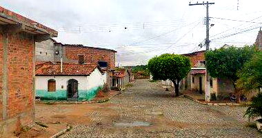 Casa aconchegante 2 quartos, 1 banheiro, 1 vaga, 84.47m² construída