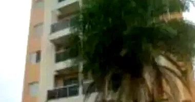 Apartamento Ocupado com 1 Banheiro e 0 Quartos