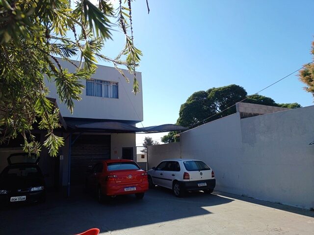 Data de Terras C c/ Benfeitorias Residencial e Comercial - 129m²