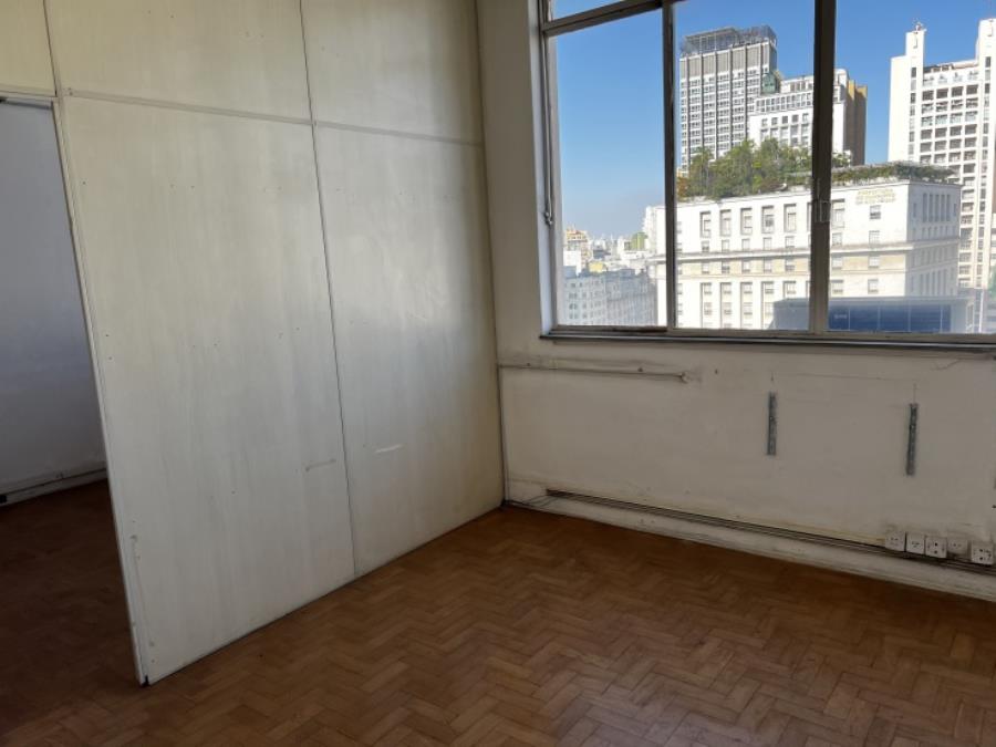 Sala Comercial C-13 e Box de Garagem 452 em São Paulo