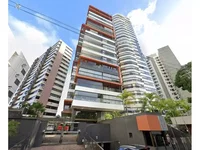 Apartamento em Leilão com 1 Suíte e Varanda