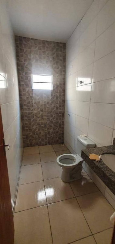Casa com 2 Quartos e 101m² em Condomínio