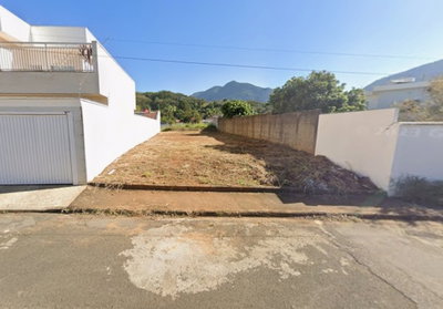 Terreno com 420m² em Andradas/MG