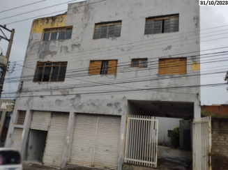 Prédio Comercial/Residencial com 599,98m² em Presidente Prudente/SP