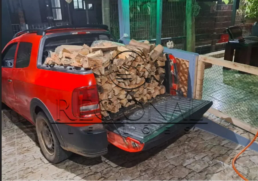 VW/NOVA SAVEIRO RB MBVD 2019/2019 Vermelha