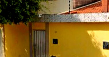 Casa com 198,75m² construída em terreno de 214m², imóvel ocupado