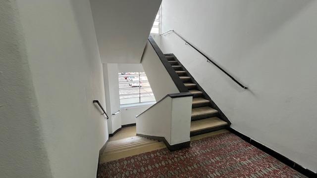 Apartamento 1 dormitório, 1 banheiro, garagem coletiva, 47m², desocupado