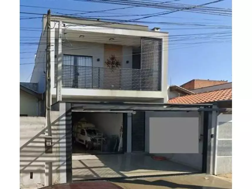 Casa em Leilão com 3 Quartos e 4 Banheiros em Limeira/SP