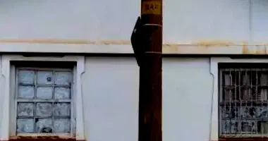 Casa em Leilão com 449,40m² de Terreno