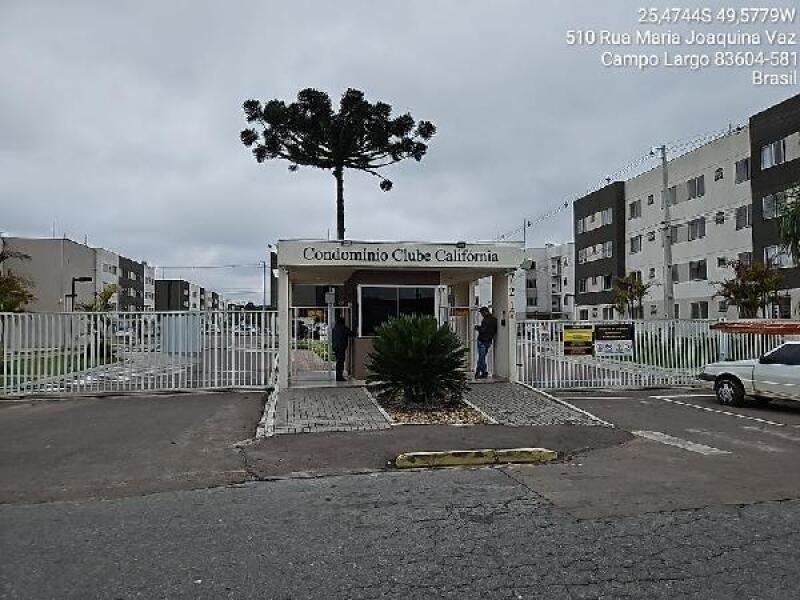 Apartamento com 2 quartos, 1 banheiro e vaga de garagem