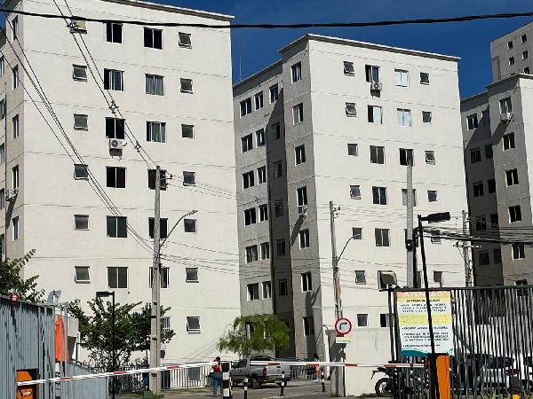 Apartamento 2 Quartos com Varanda em Salvador