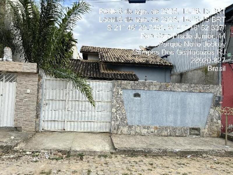 Casa com 2 quartos e 1 banheiro, 54,14 m², desocupada