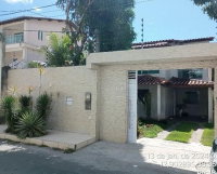 Casa Ocupada de 230m² em Jardim das Margaridas, Salvador/BA