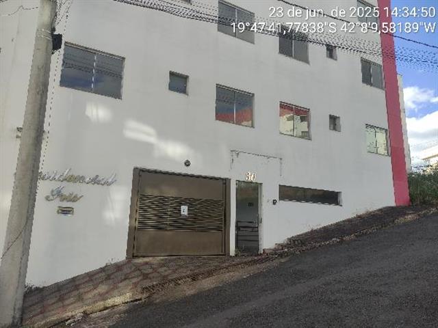 Apartamento com 2 quartos em Caratinga