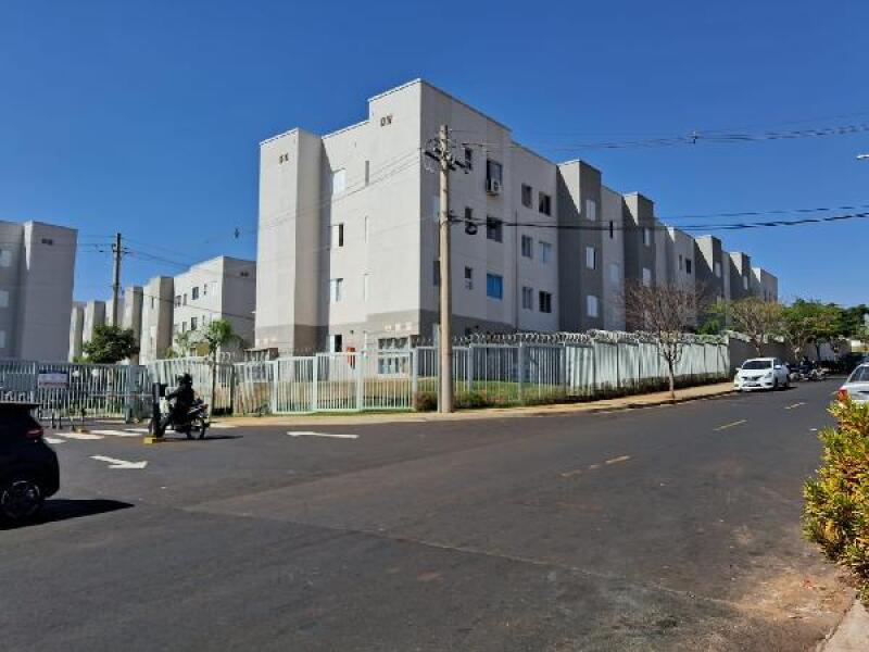 Apartamento com 2 quartos e vaga de garagem em Ribeirão Preto