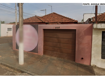 Duas Casas Ocupadas com 154,04 m² e 4 Quartos