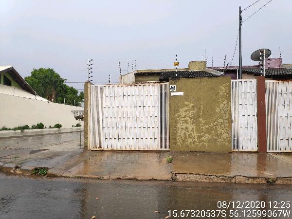 Casa com 3 quartos e 2 banheiros em Várzea Grande