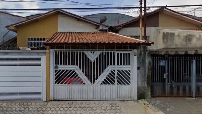 Casa com 2 dormitórios e edícula, 118 m²