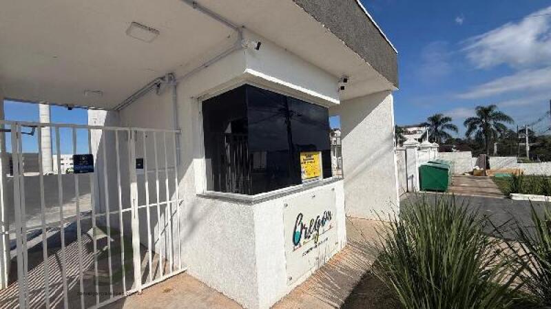 Apartamento 2 Quartos com Vaga em Campo Largo