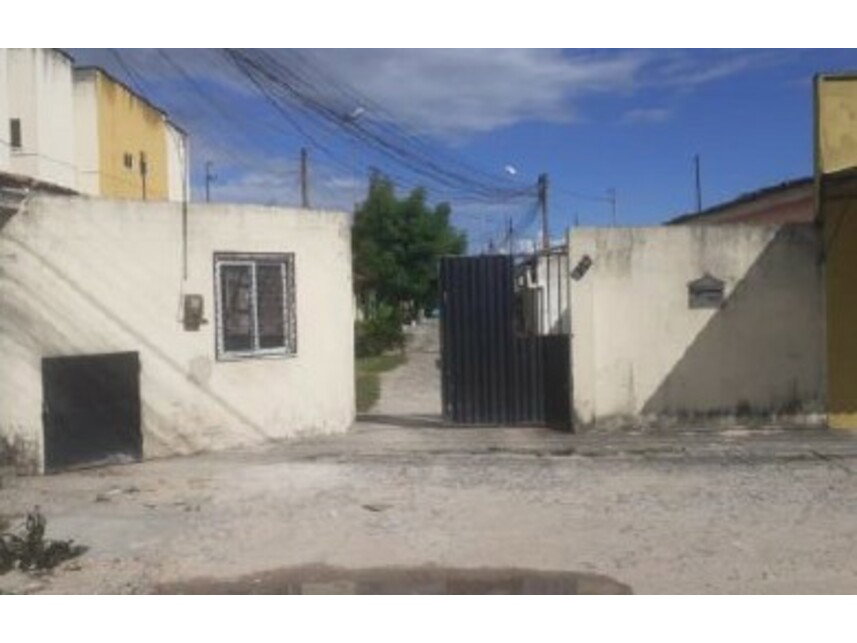 Casa em Condomínio com 36m² em Horizonte/CE