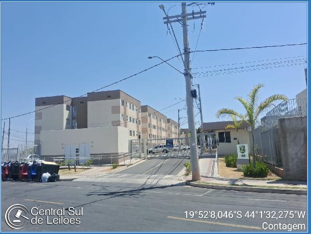 Apartamento com 2 quartos e vaga em Contagem/MG