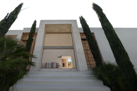 Casa com 473 m² em reforma - Da Posse