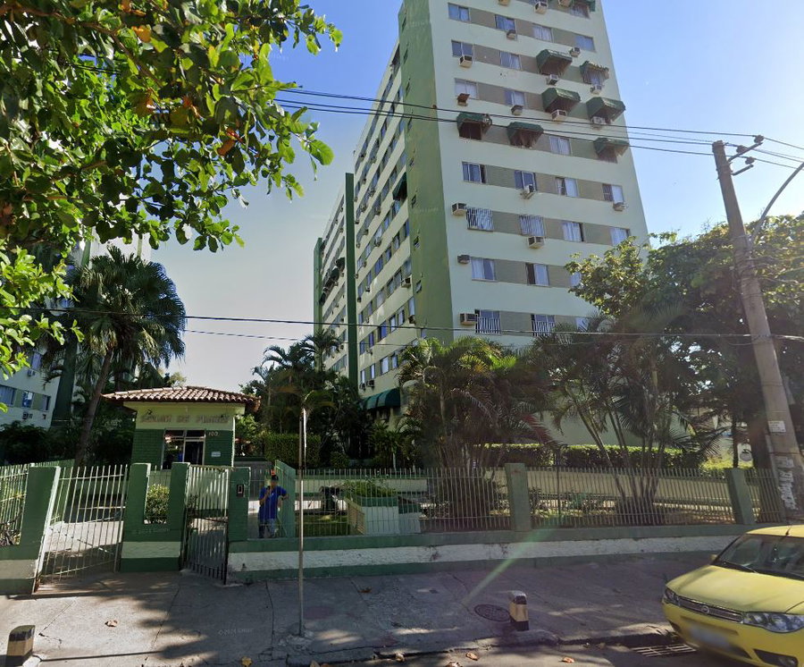 Apartamento com 1 quarto, 1 banheiro e garagem no Méier