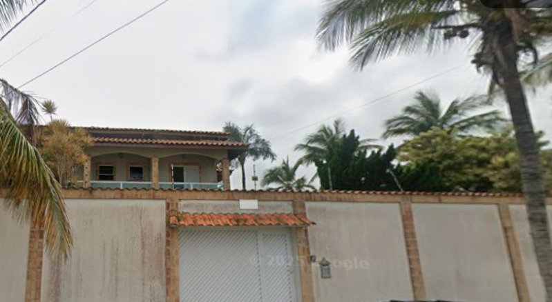 Prédio Residencial e Terreno em Peruíbe/SP - 113m² Construída