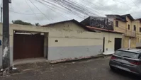 Casa desocupada com 2 quartos e 86 m² construídos