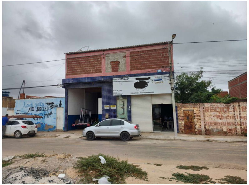 Prédio Comercial com Casa Residencial em Juazeiro/BA