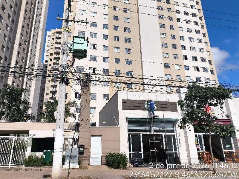 Apartamento com 2 quartos, 32,56 m² privativos em condomínio com lazer