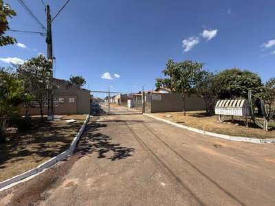 Casa 2 quartos, 1 vaga e 65,83 m²