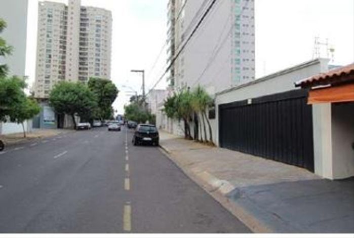Casa Residencial e Comercial com 3 Quartos em Higienópolis
