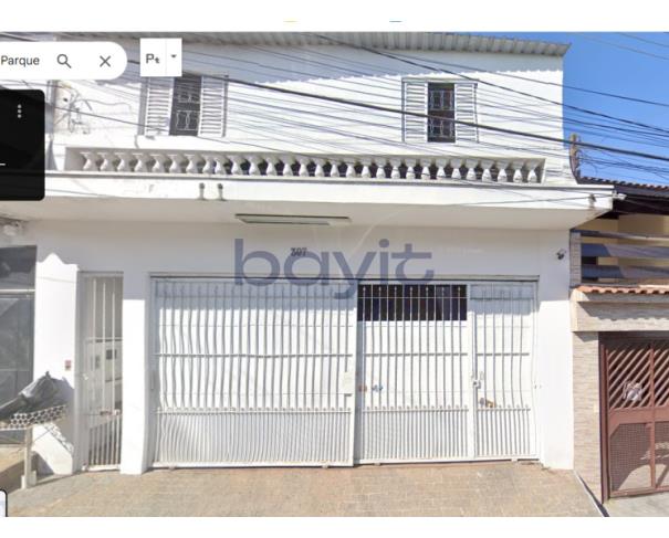 Casa com 2 residências, 3 quartos, área construída 291m²