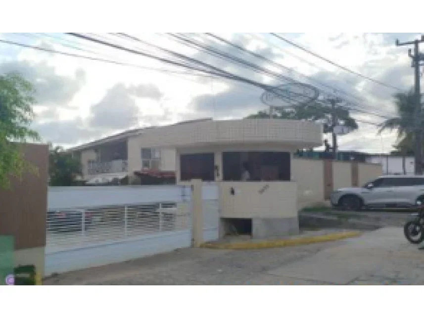 Casa dúplex ocupada com 3 quartos e 141,36 m²