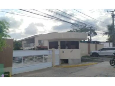 Casa dúplex ocupada com 3 quartos e 141,36 m²