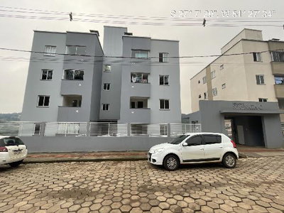 Apartamento 2 Quartos com Vaga em Luzerna