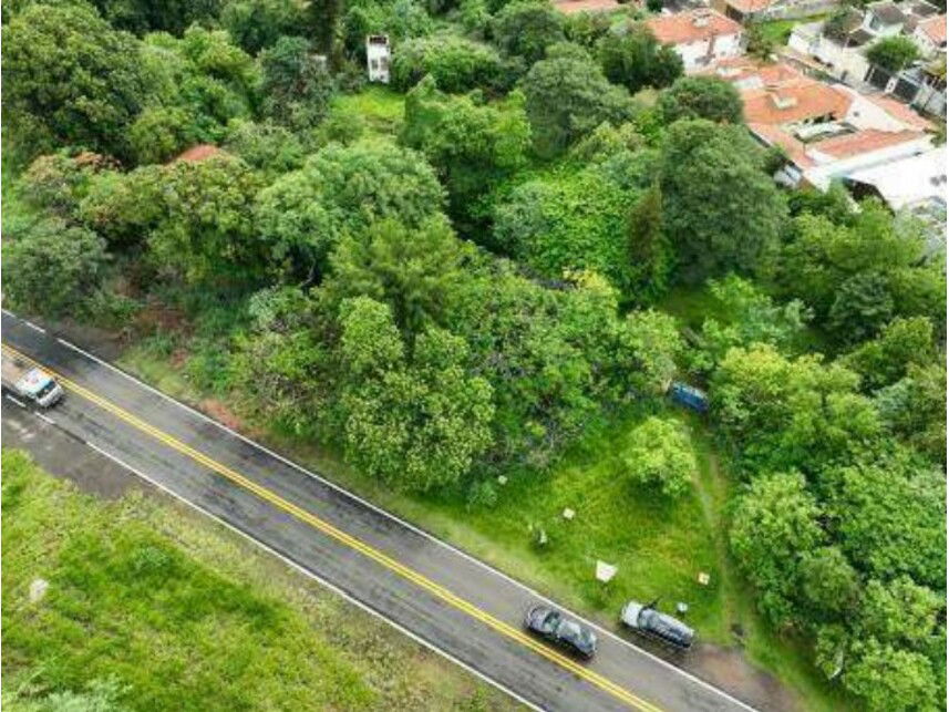 Terreno amplo em Parque Santa Cecília com 1.420m²